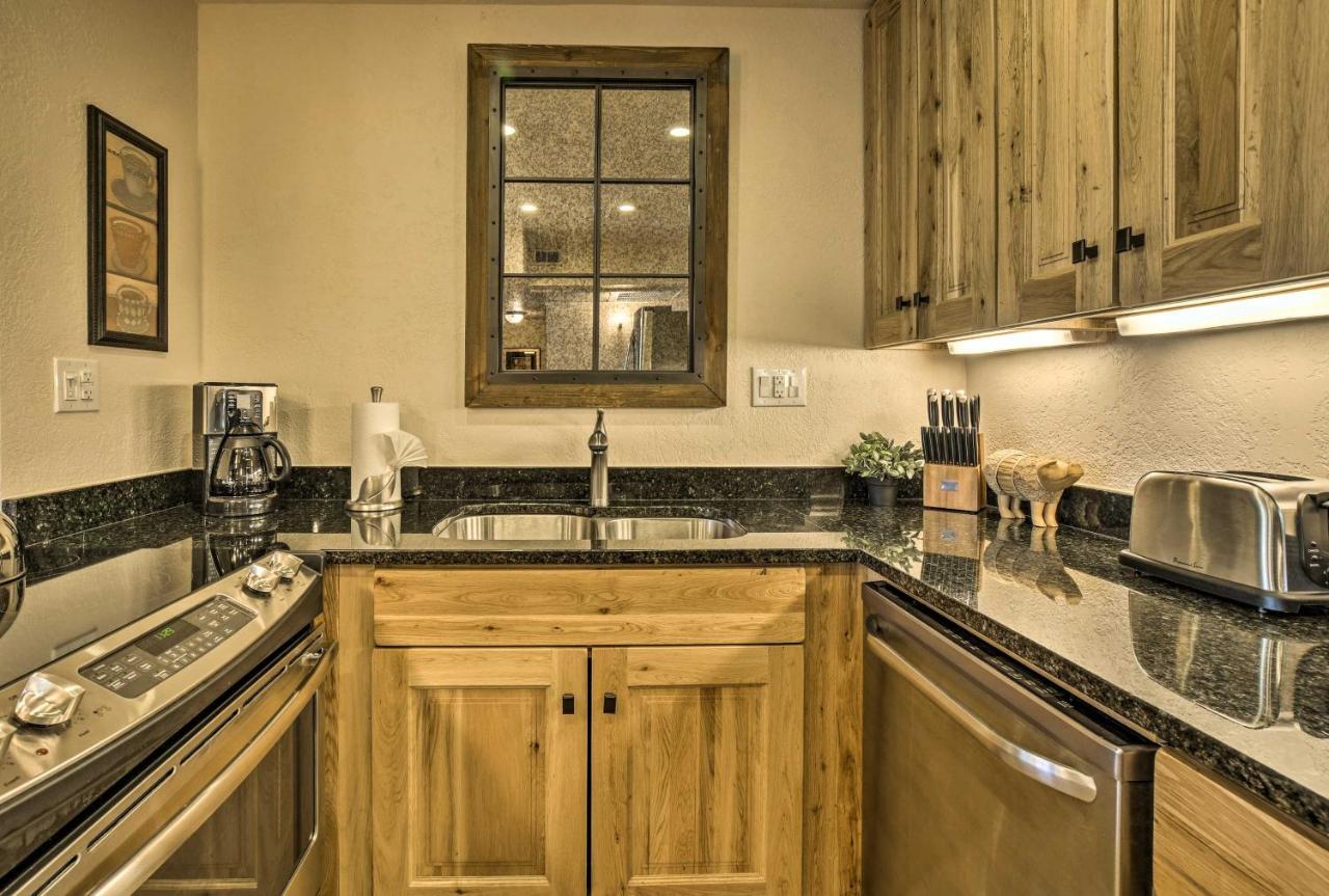 샌타페이 Adobe-Style Abode With Amenities - Walk To Plaza! 아파트 외부 사진